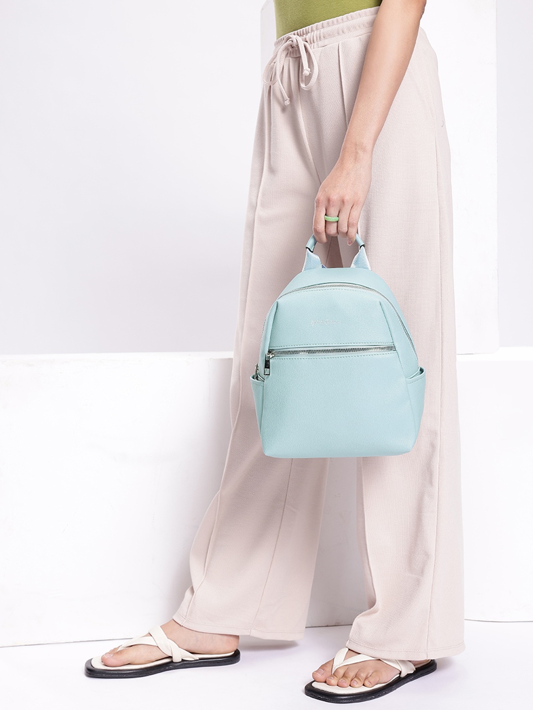 

Mast & Harbour Women Backpack, Blue