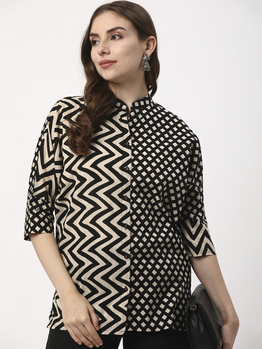 

R&B Geometric Print Extended Sleeves Cotton Shirt Style Top, Black