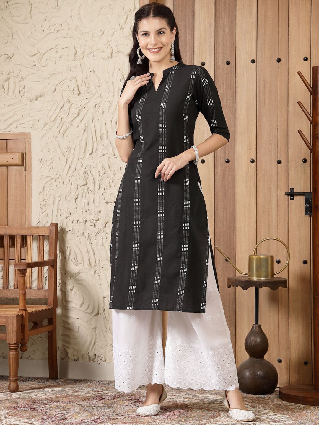 

Stylum Black Geometric Woven Design Mandarin Collar Straight Kurta
