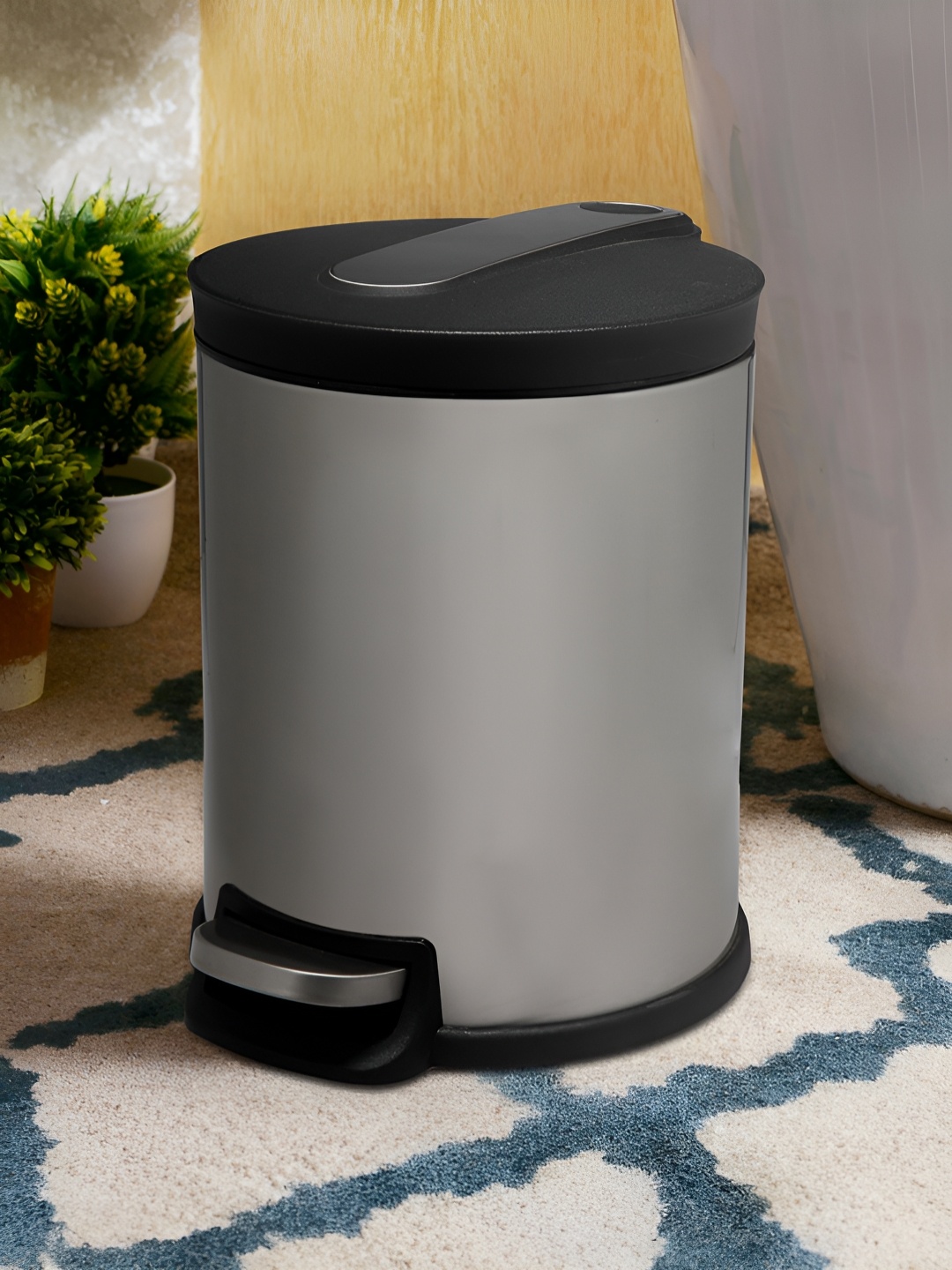 

OBSESSIONS Metallic & Black Self-Design Stainless Steel Dustbins 5 Litre