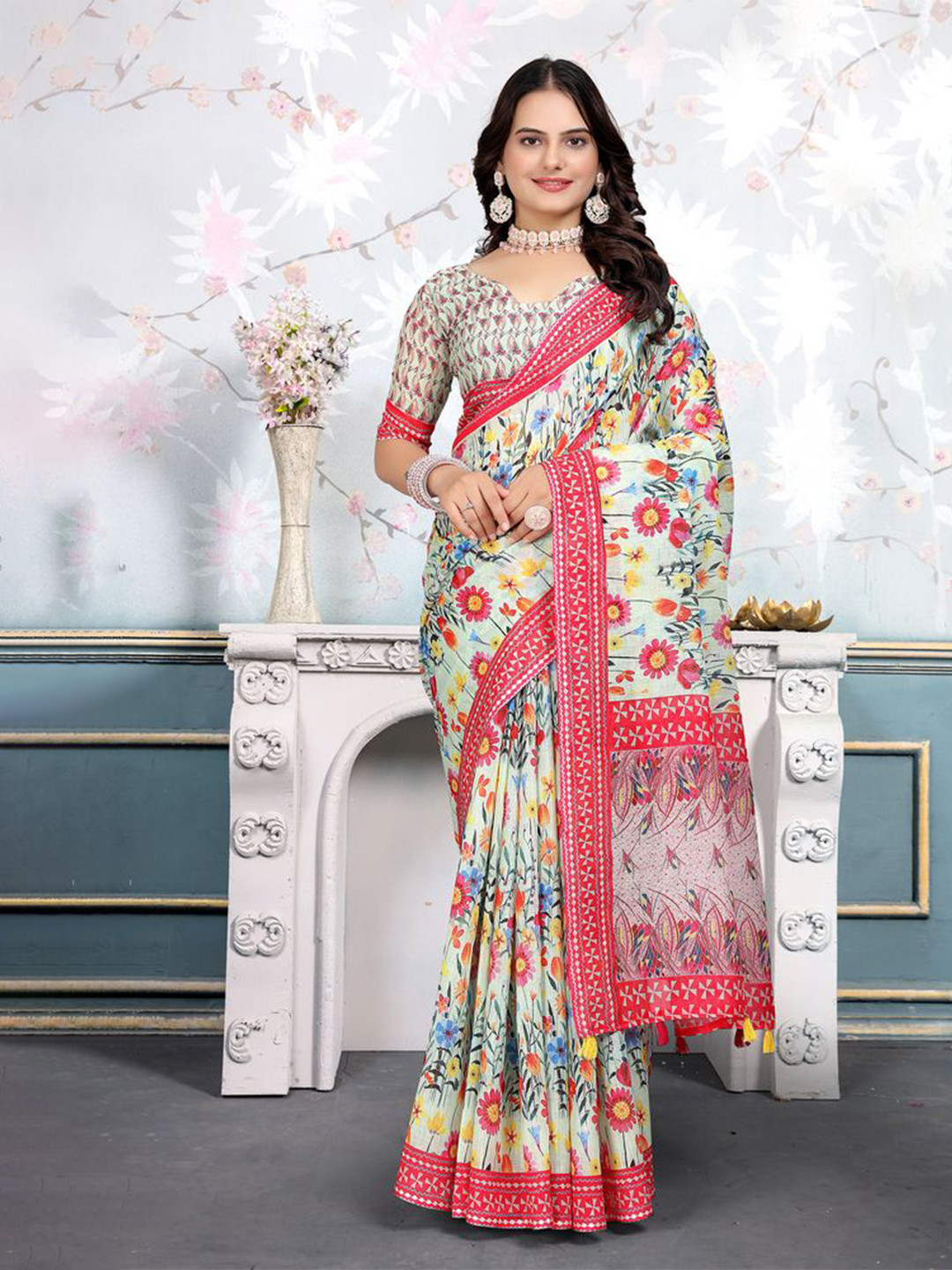 

Fashion FRICKS Floral Printed Saree, Cream