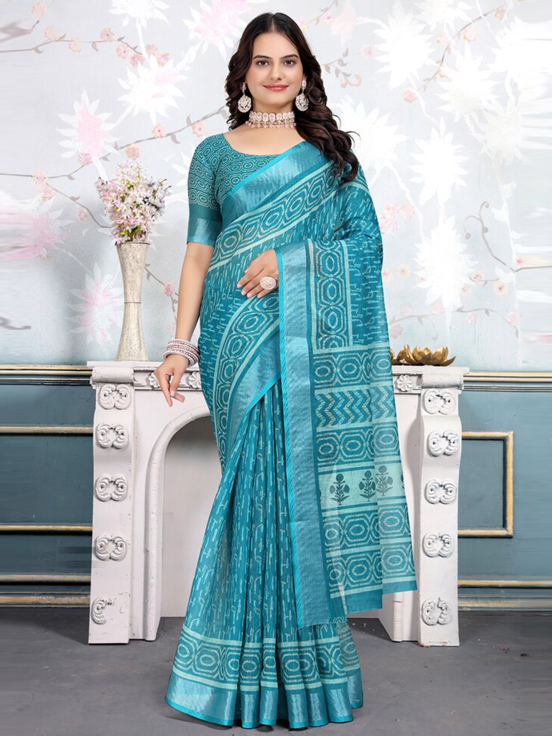 

Fashion FRICKS Geometric Printed Saree, Turquoise blue