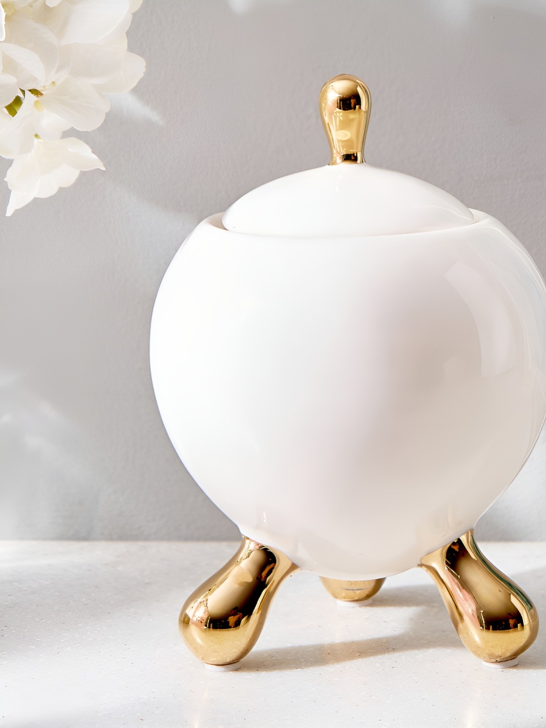 

Home Centre White & Gold Toned Ceramic Decorative Trinket Box