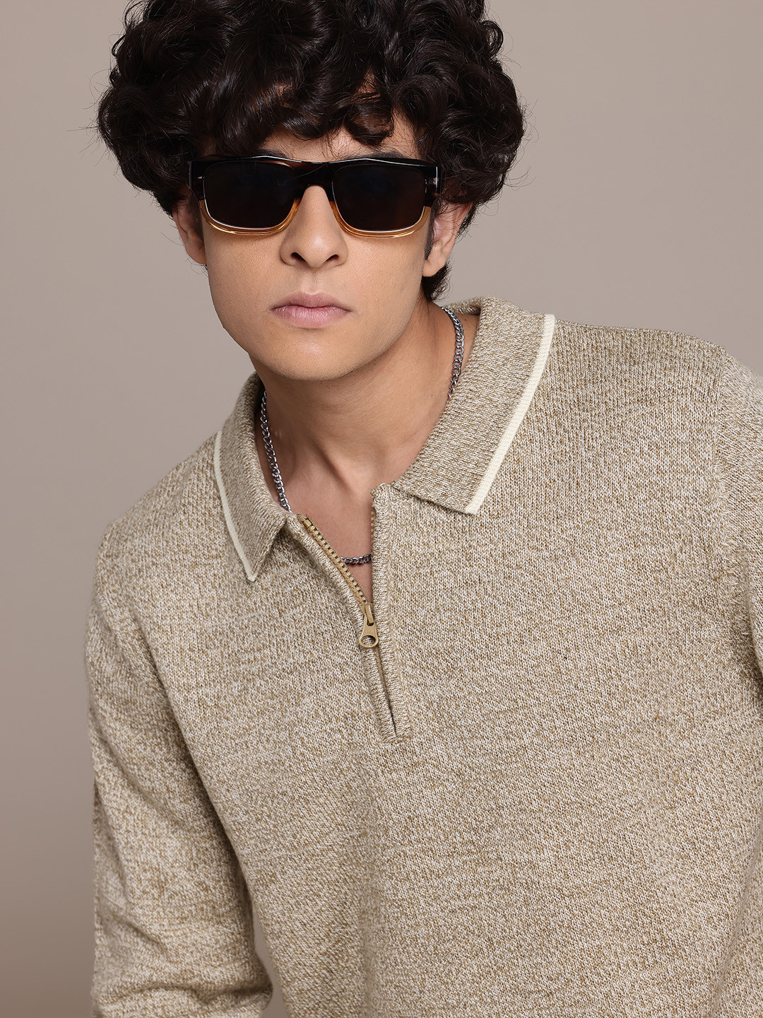 

The Roadster Lifestyle Co. Long Sleeves Acrylic Sweater, Beige