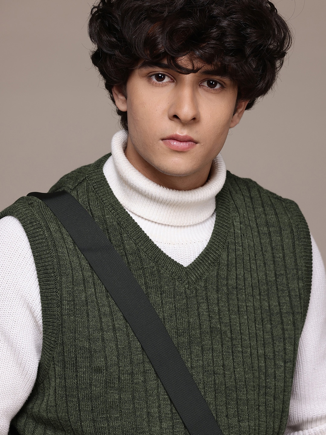 

The Roadster Lifestyle Co. Ribbed Longline Pure Acrylic Sweater Vest, Olive