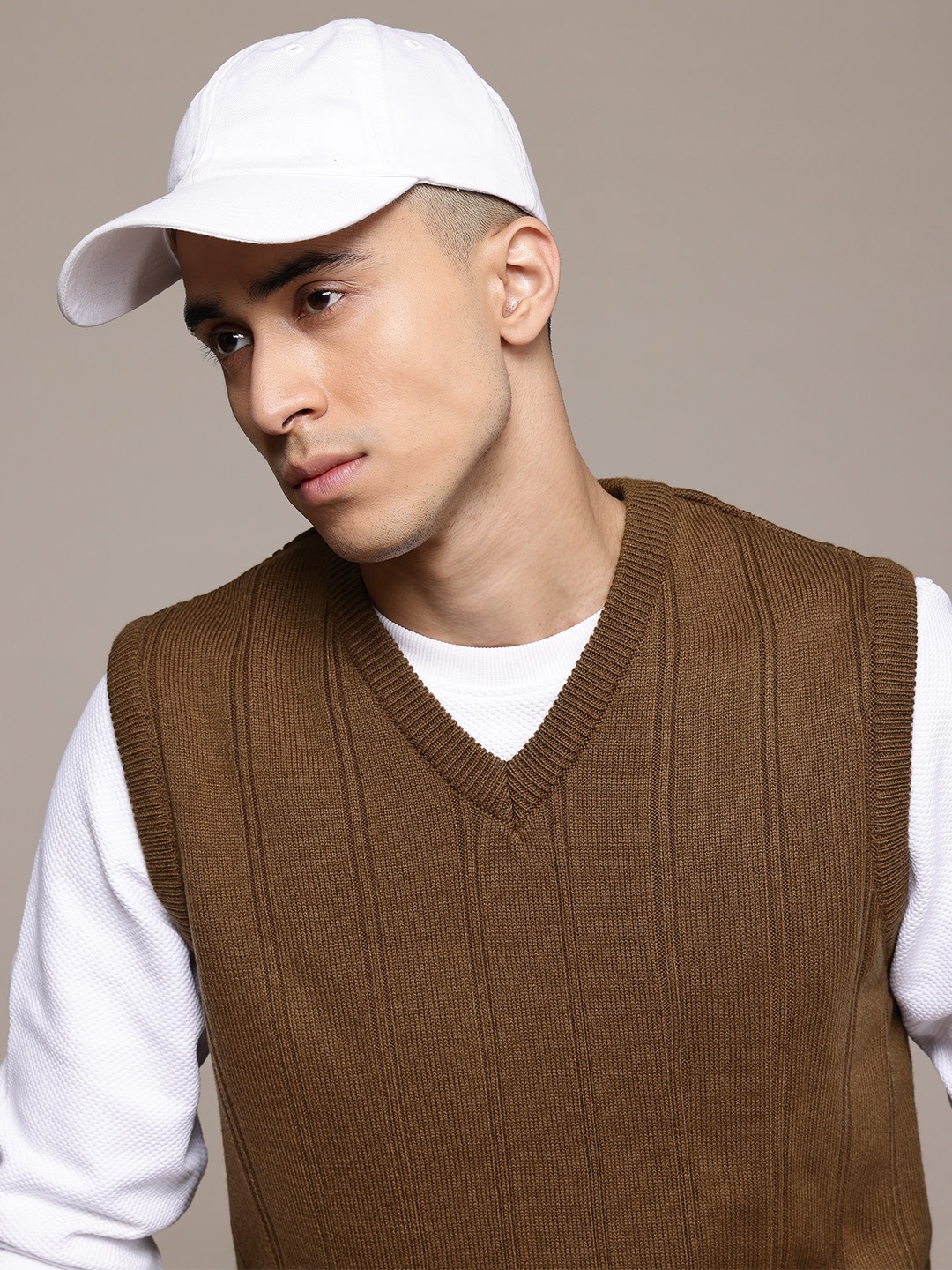 

The Roadster Lifestyle Co. Self-Striped V-Neck Acrylic Sweater Vest, Brown