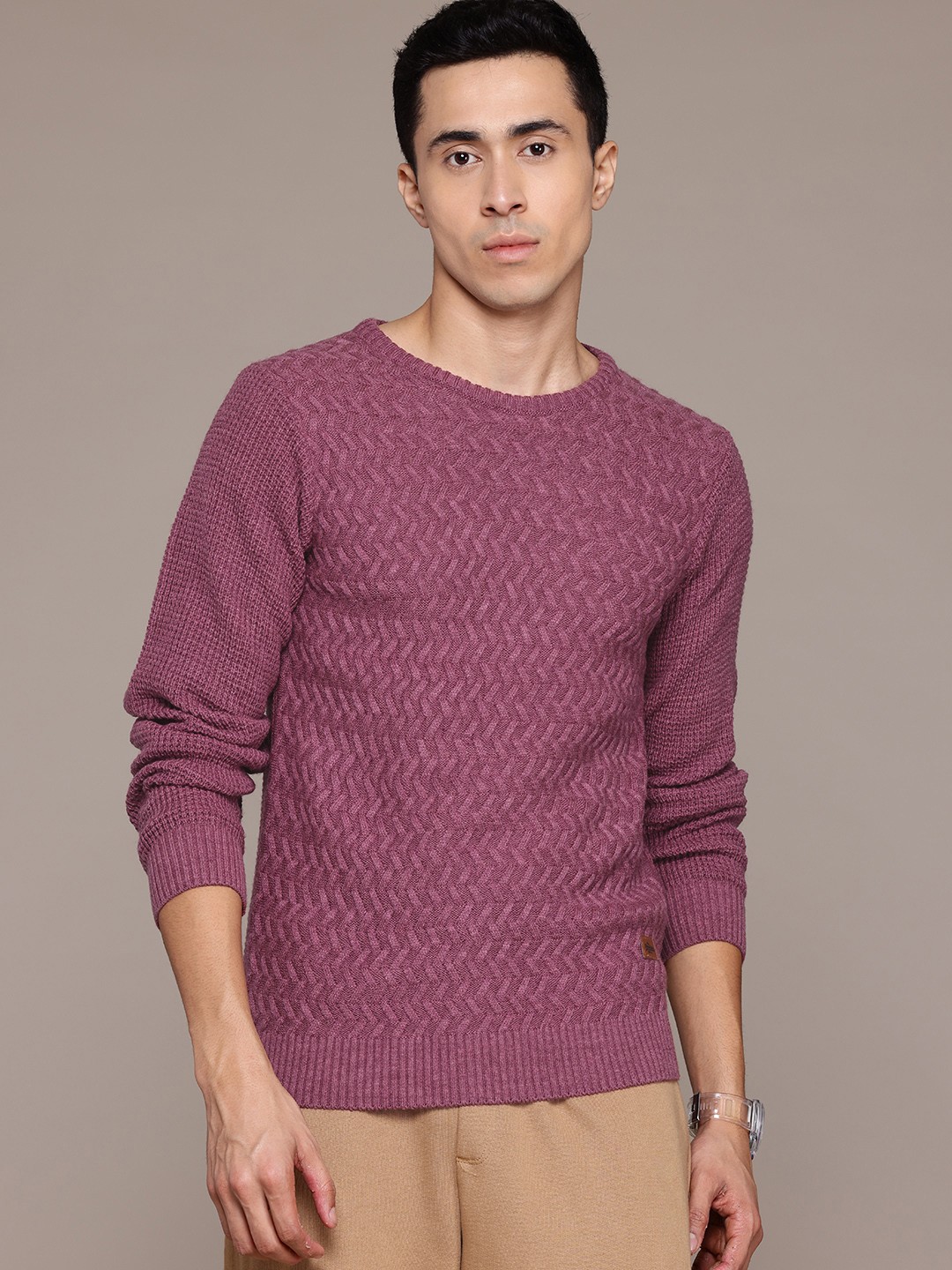 

The Roadster Lifestyle Co. Geometric Design Acrylic Sweaters, Pink