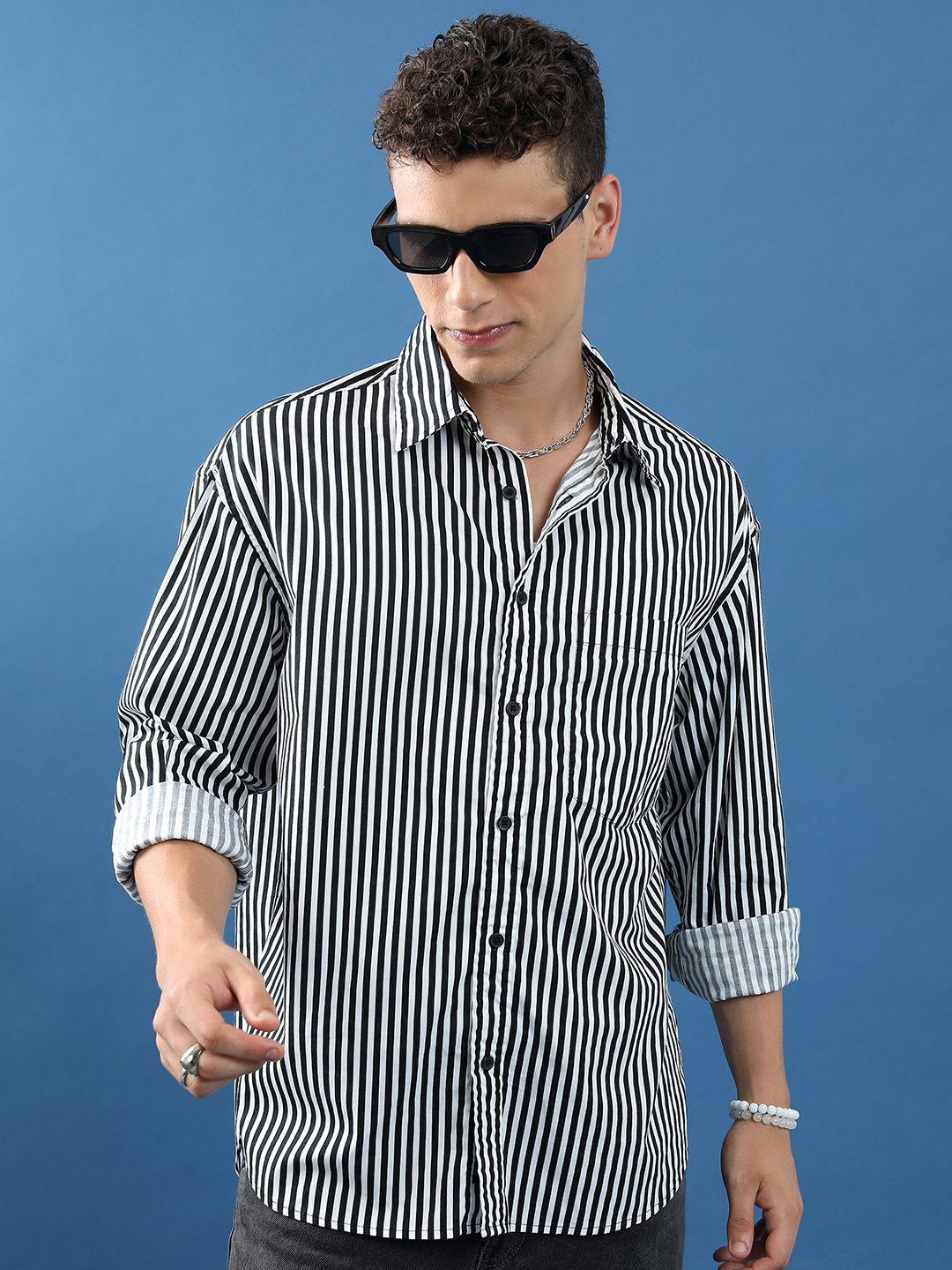 

HIGHLANDER Men Striped Oversized Shirt, Black