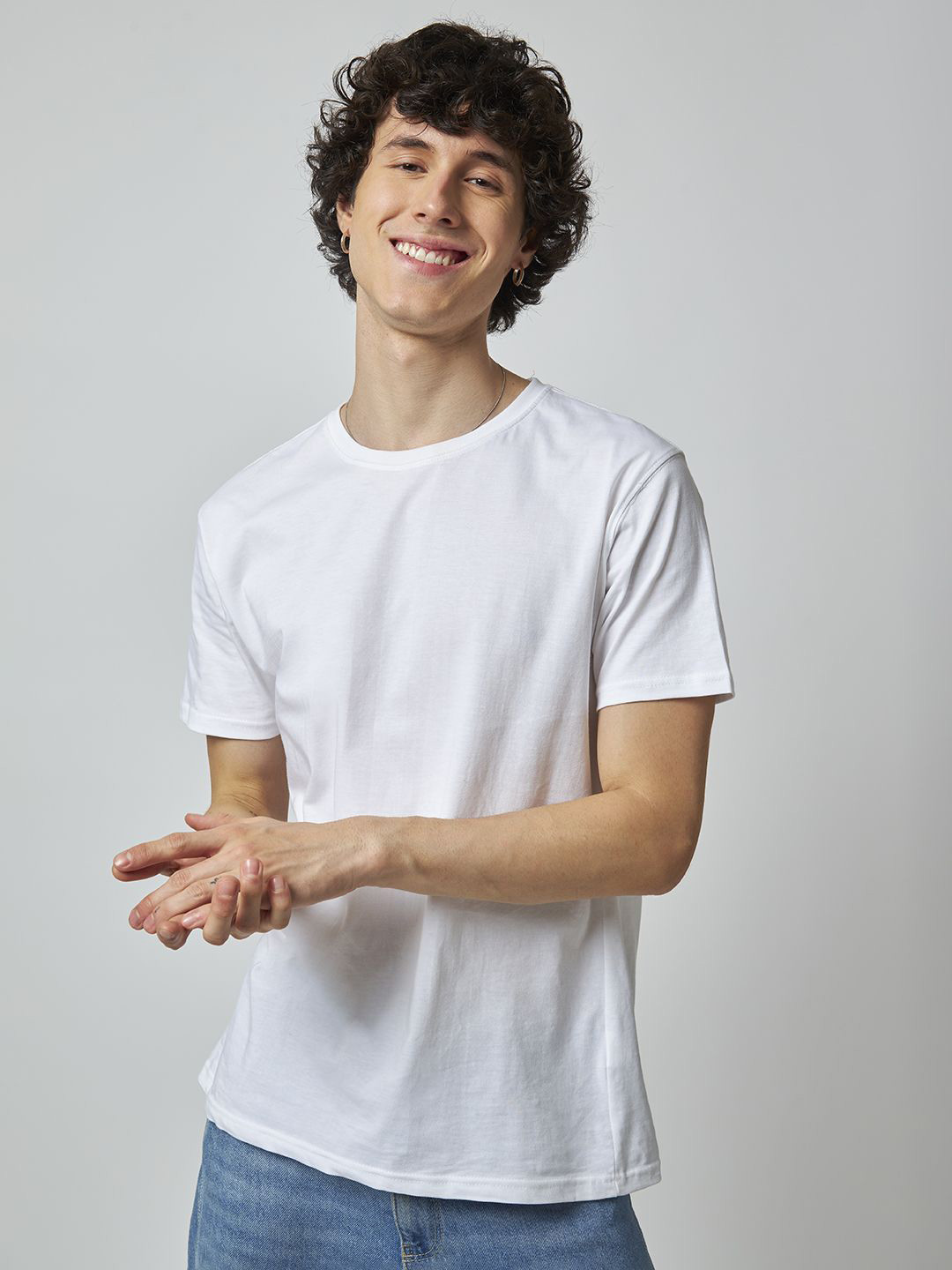 

MyDesignation Men Solid Round Neck T-shirt, White