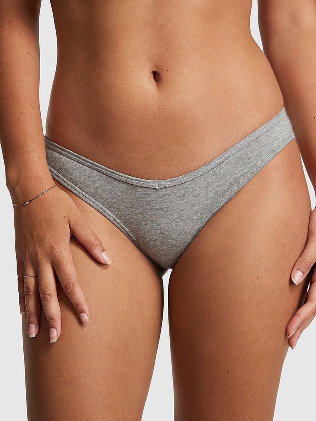 

Victoria's Secret Seamless Low-Rise bikini Briefs 1116232847VR, Grey