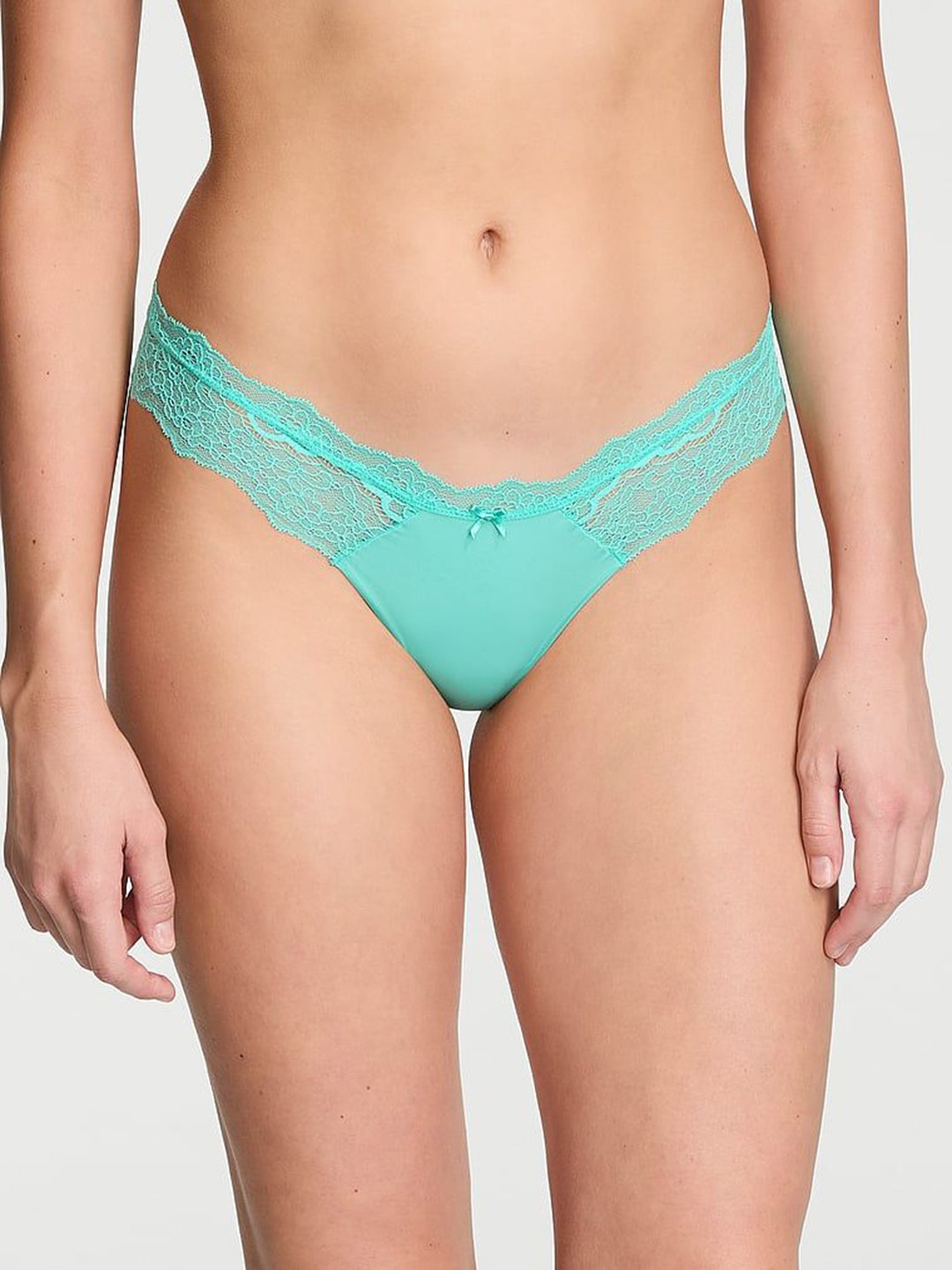 

Victoria's Secret Low-Rise Thong Lace Briefs 1121940585L9, Blue