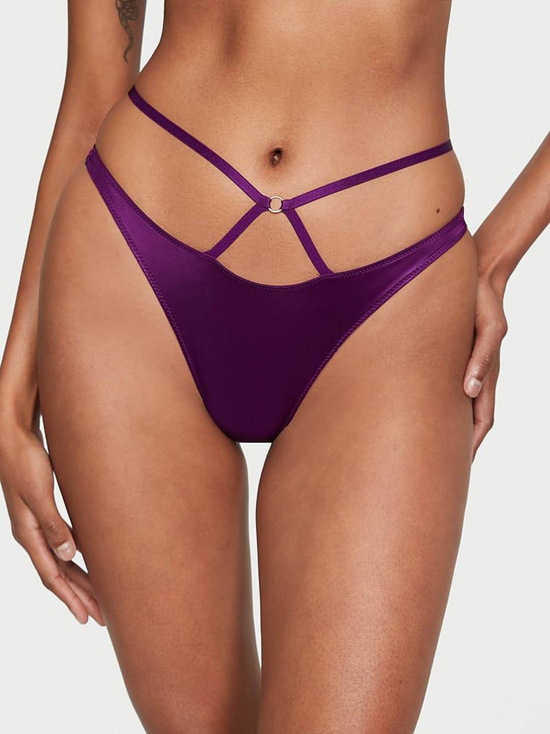 

Victoria's Low Rise Thongs Briefs 1121585627P0, Purple