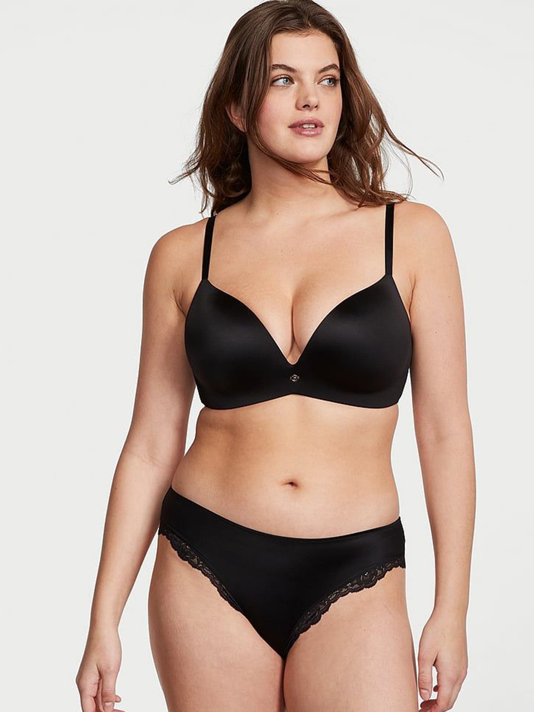 

Victoria's Secret Laced Thong Briefs 1121650454A2, Black
