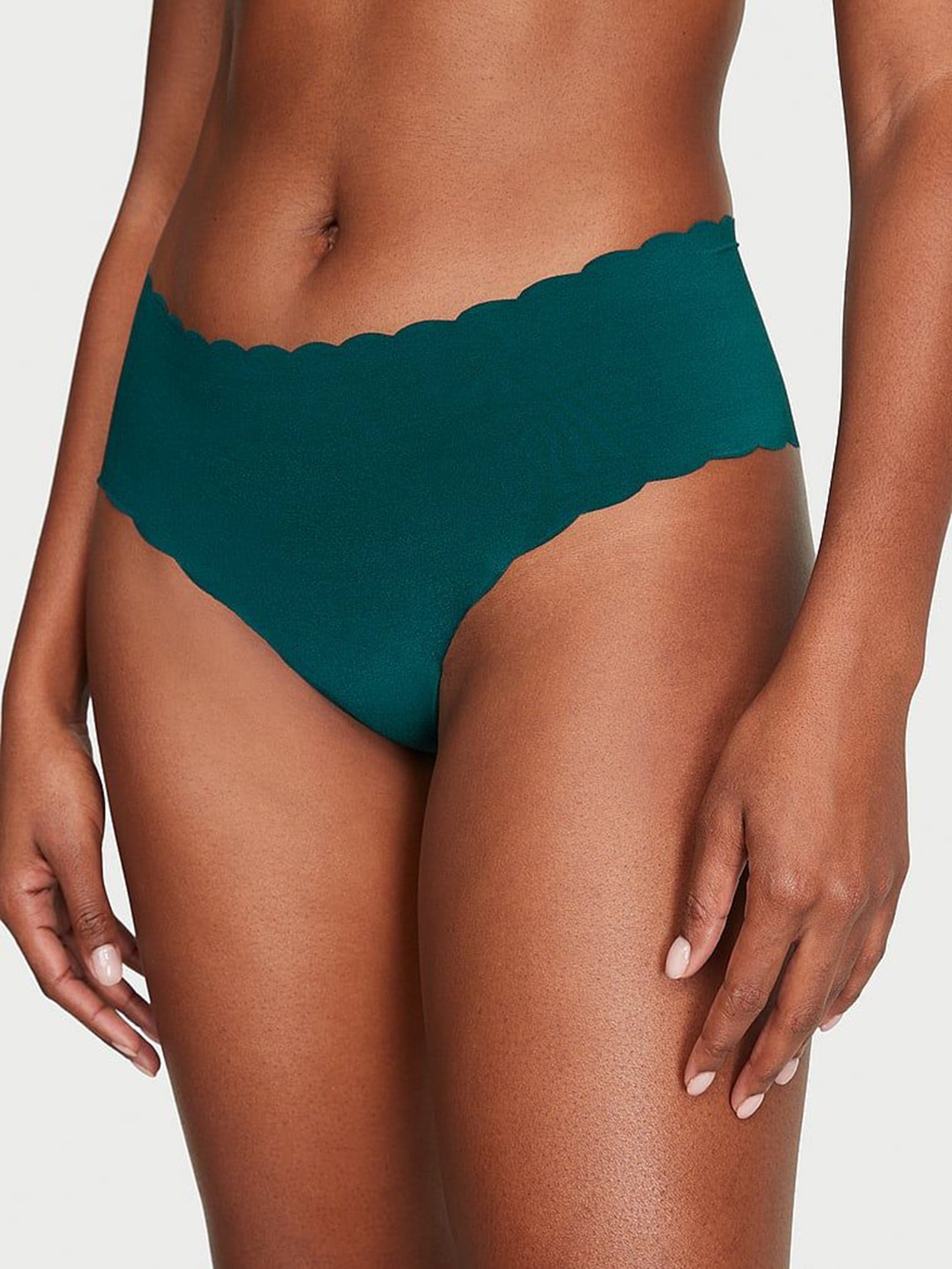 

Victoria's Secret Seamless Basic Briefs 112159692Y3B, Green