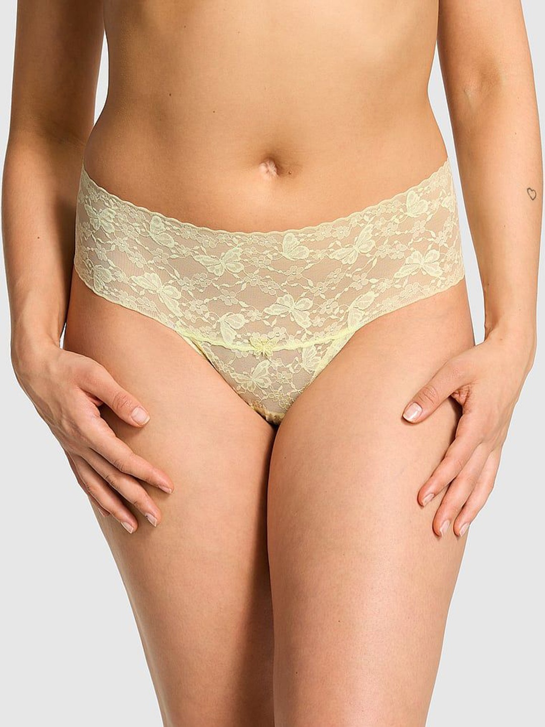 

Victoria's Secret Laced Thong Briefs 1124472948NH, Green