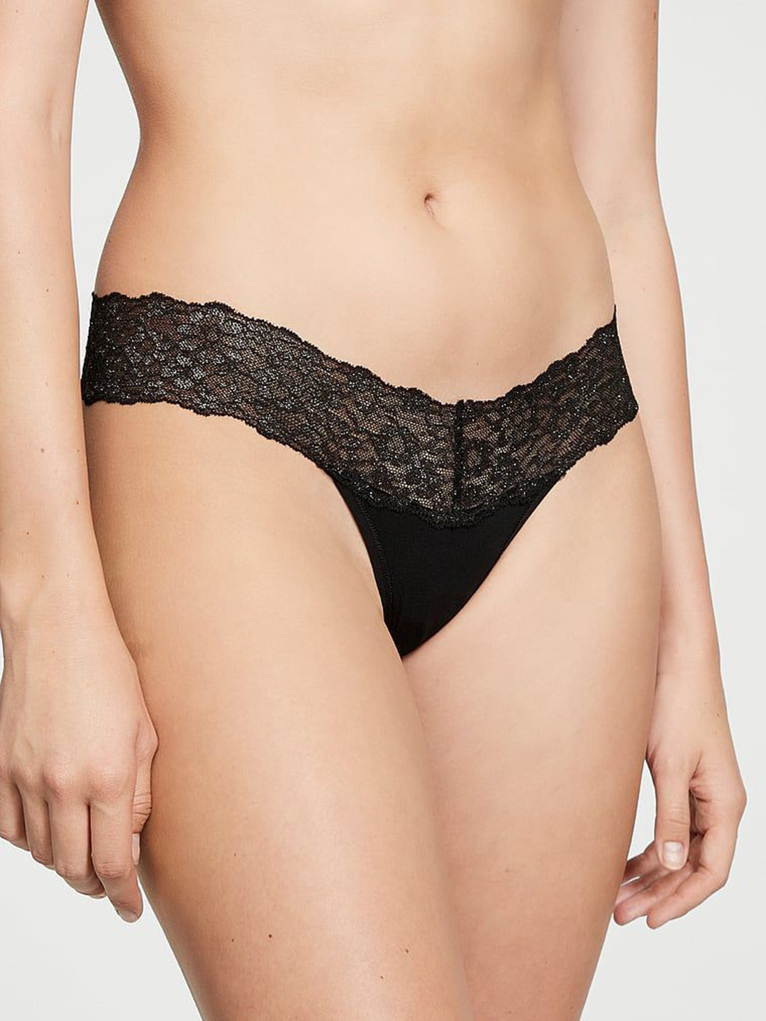 

Victoria's Secret Lace Thong Briefs 1123080354A2, Black