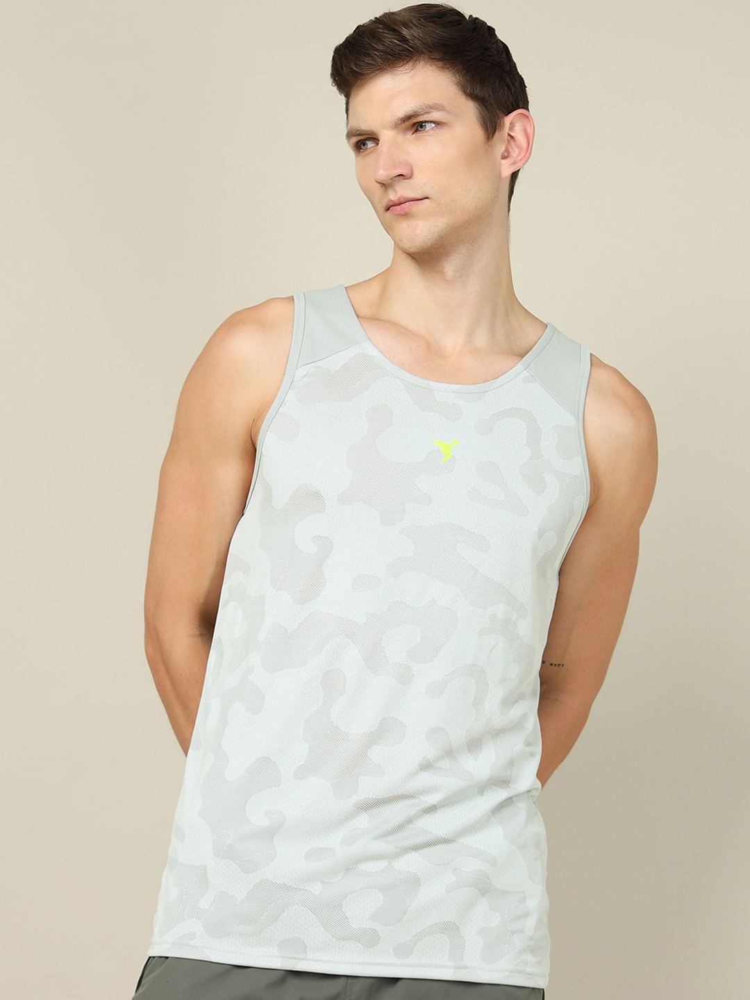 Technosport Slim Fit Self Design Ventmesh Gym Vests, Grey