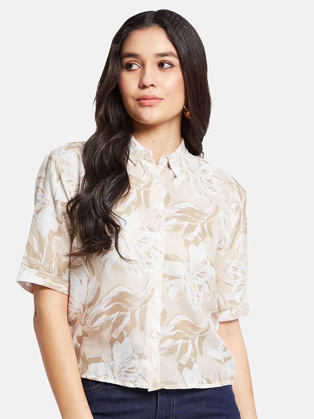 

METTLE Women Floral Printed Spread Collar Casual Shirt, Cream