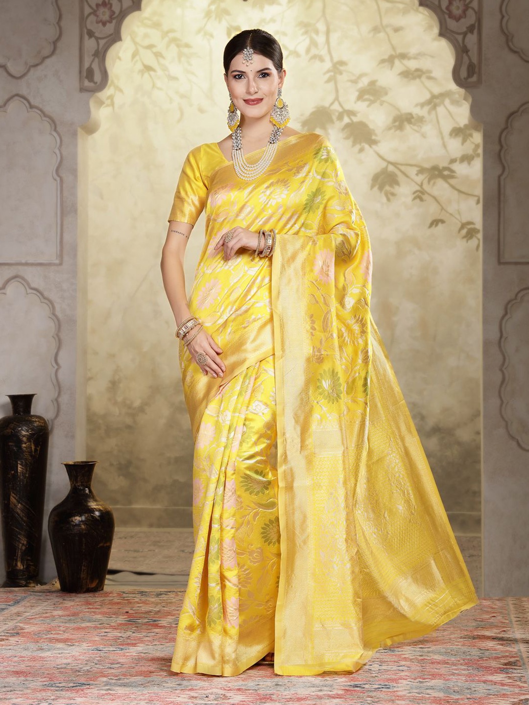 

Stylum Woven Design Zari Banarasi Saree, Yellow