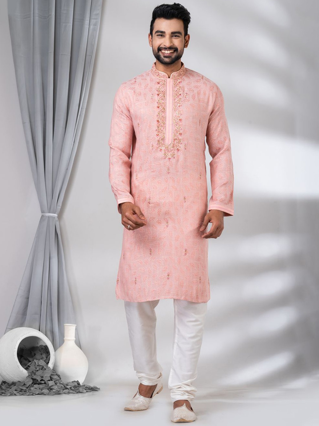 

HU - Handcrafted Uniquely Printed Mandarin Collar Thread Work Straight Kurta With Pyjamas, Peach