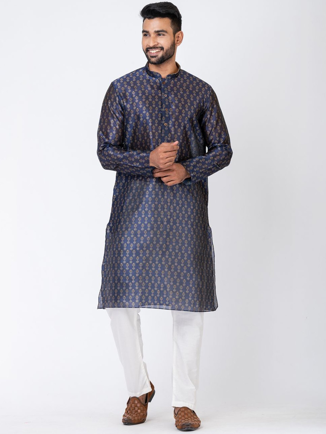 

HU - Handcrafted Uniquely Floral Printed Mandarin Collar Kurta with Pyjamas, Navy blue