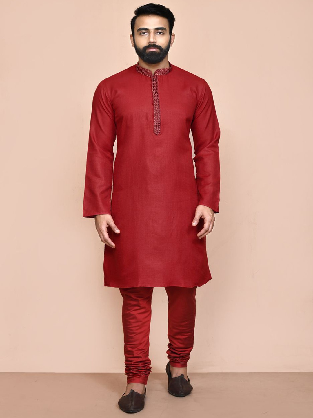 

HU - Handcrafted Uniquely Mandarin Collar Thread Work Straight Kurta with Pyjamas, Maroon