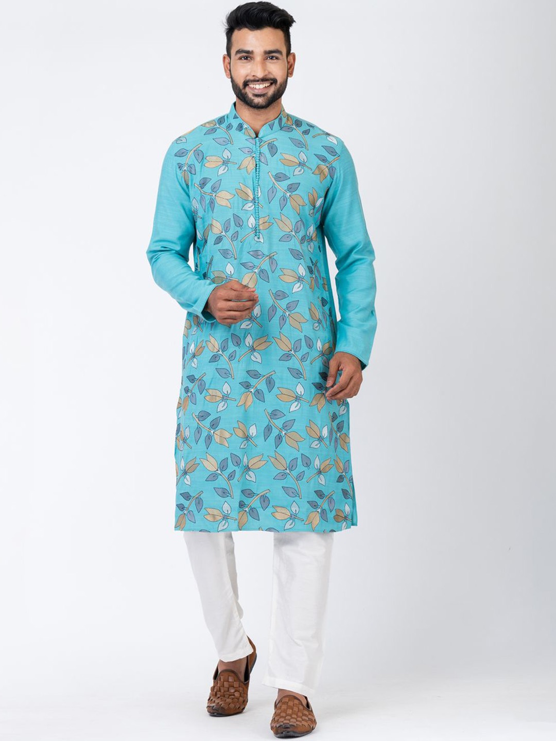

HU - Handcrafted Uniquely Floral Printed Mandarin Collar Pure Cotton Kurta With Pyjamas, Turquoise blue