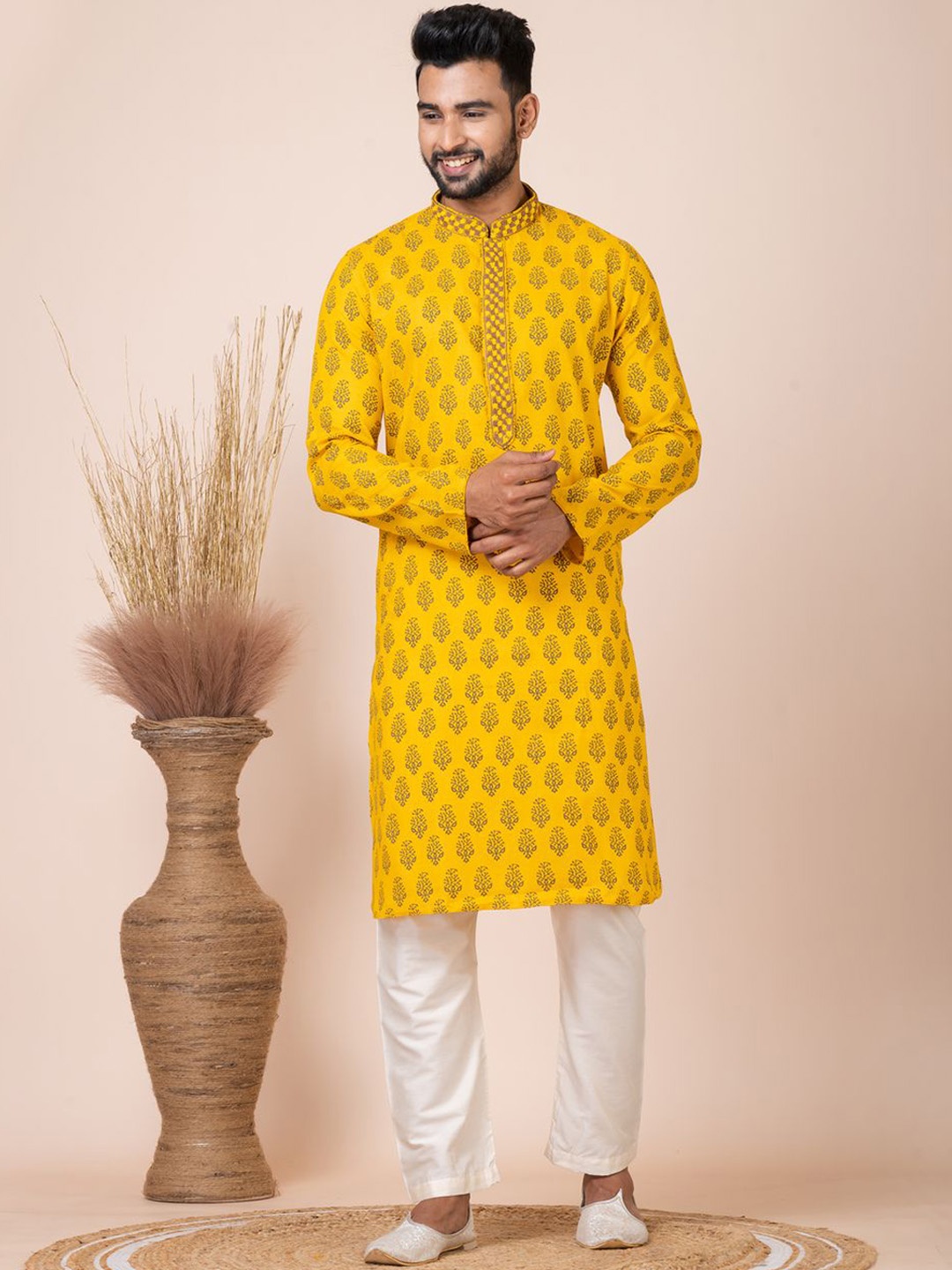 

HU - Handcrafted Uniquely Paisley Embroidered Thread Work Kurta With Pyjamas, Yellow