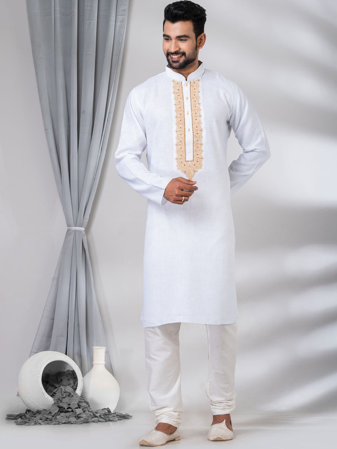 

HU - Handcrafted Uniquely Yoke Design Mandarin Collar Pure Cotton Kurta & Pyjamas, White