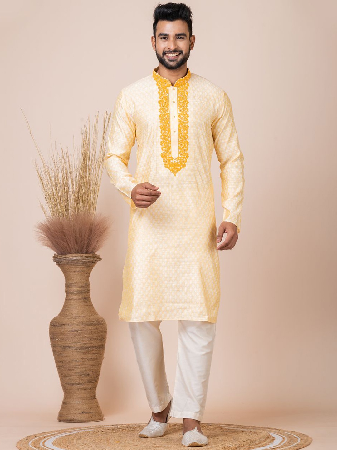 

HU - Handcrafted Uniquely Floral Printed Thread Work Mandarin Collar Kurta & Pyjamas, Beige