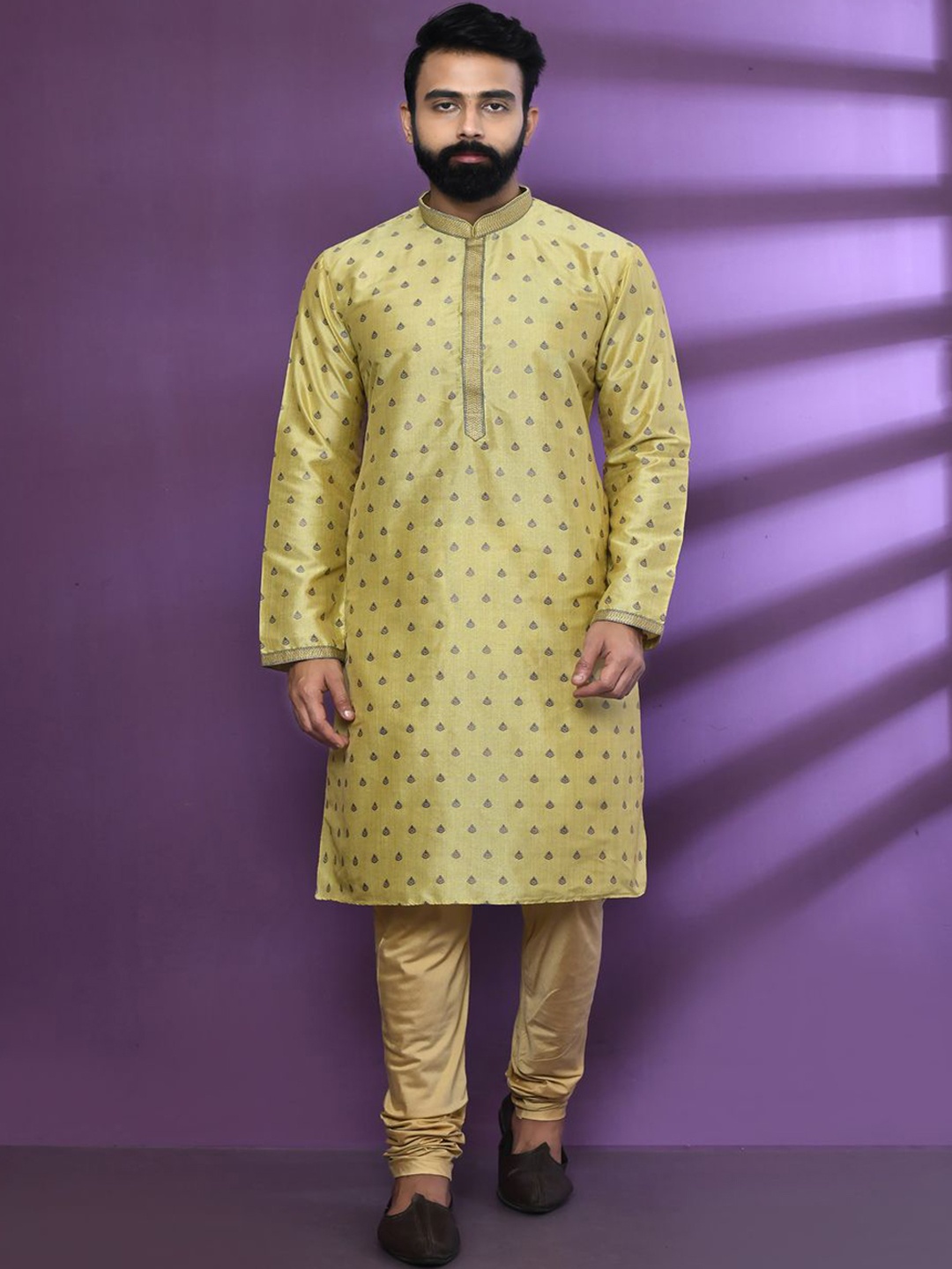 

HU - Handcrafted Uniquely Ethnic Motifs Mandarin Collar Pure Silk Kurta & Churidar, Lime green