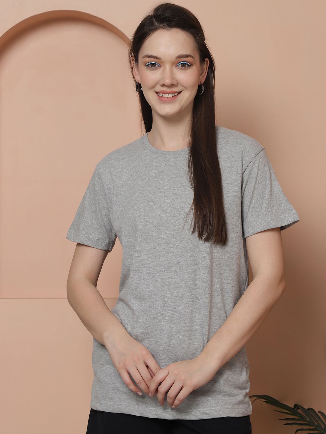 

Friskers Women Solid Round Neck Pure Cotton Oversized T-shirt, Grey