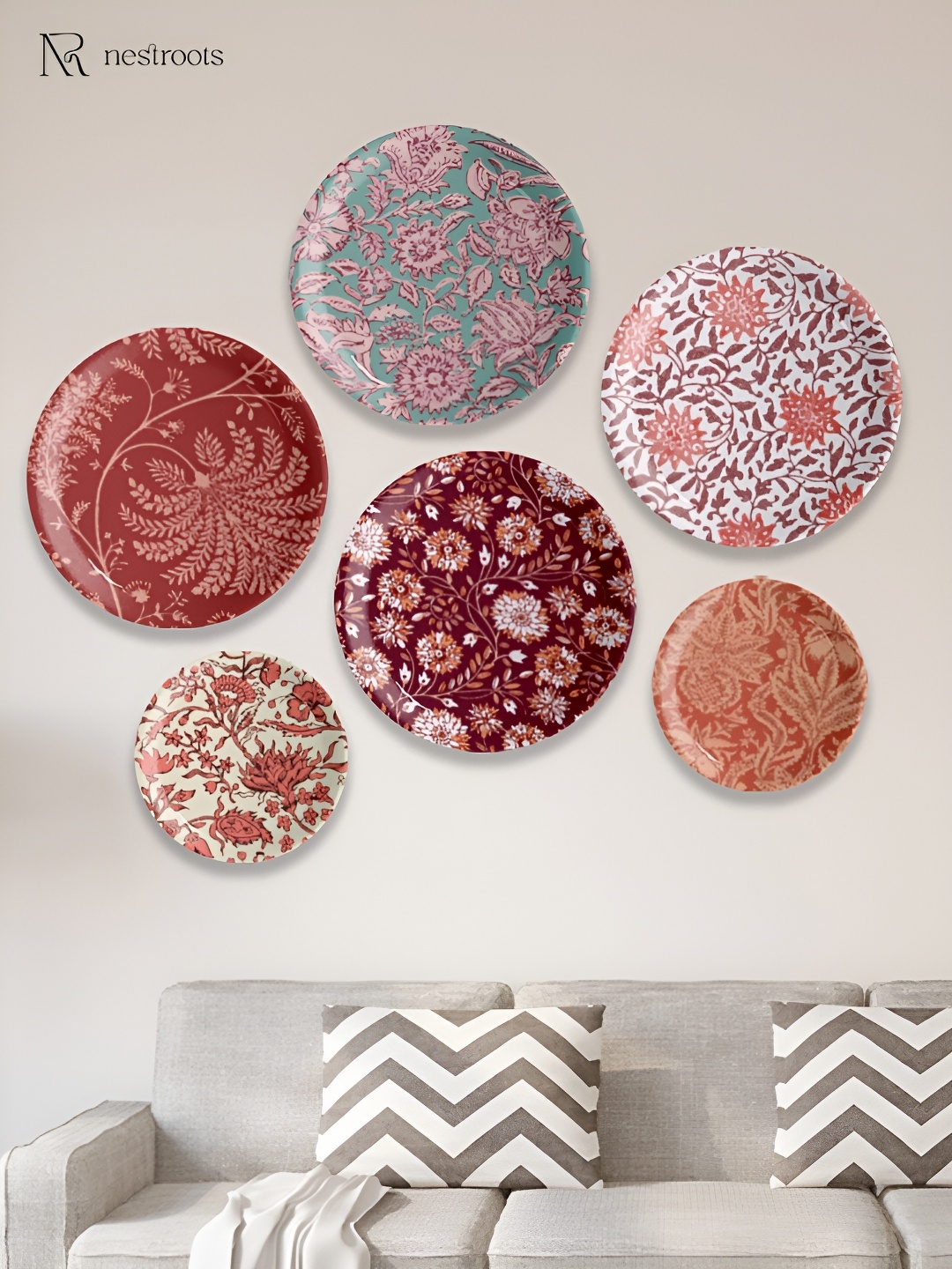

nestroots Green & White 6 Pieces Floral Printed Porcelain Wall Plate