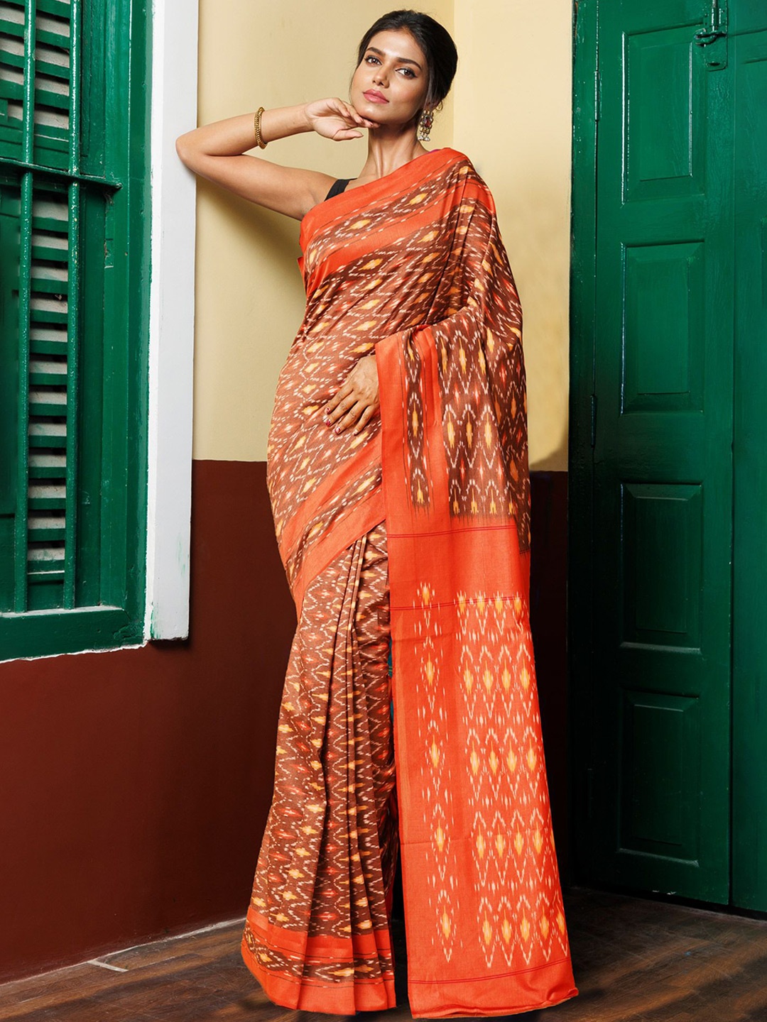 

Unnati Silks Pure Cotton Handloom Pochampally Saree, Brown