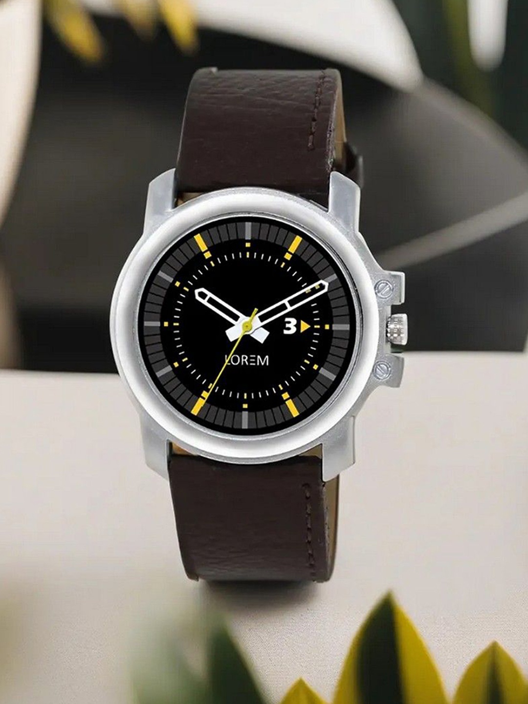 

LOREM Men Dial & Straps Analogue Watch LR44-A, Brown