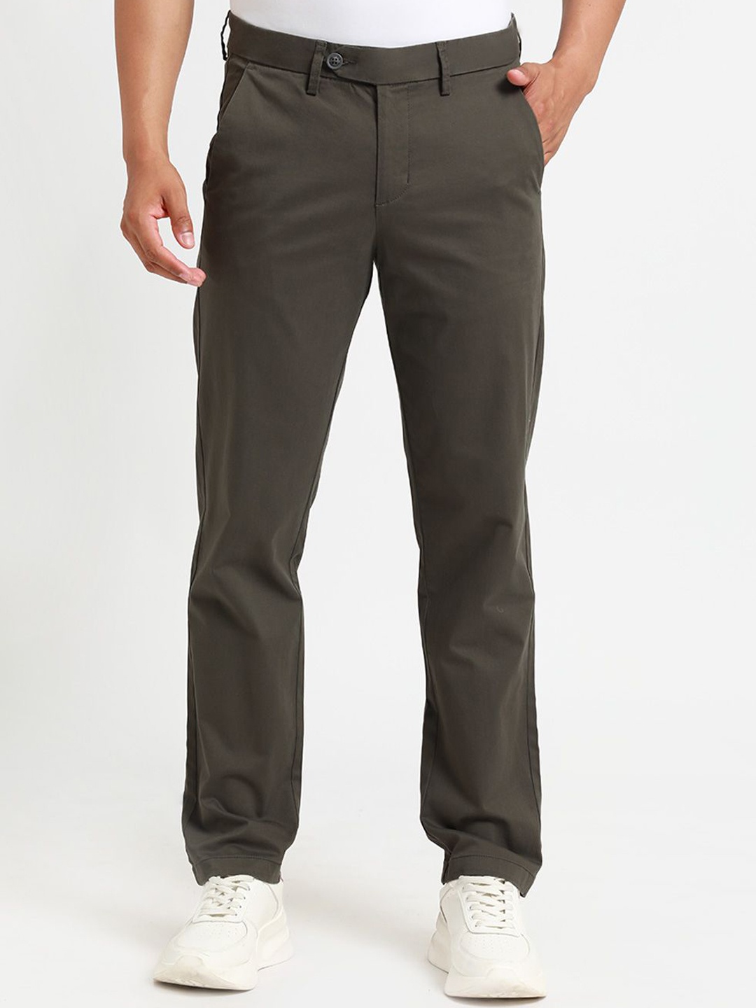 

Banana Club Men Relaxed Mid-Rise Chinos Trousers, Olive