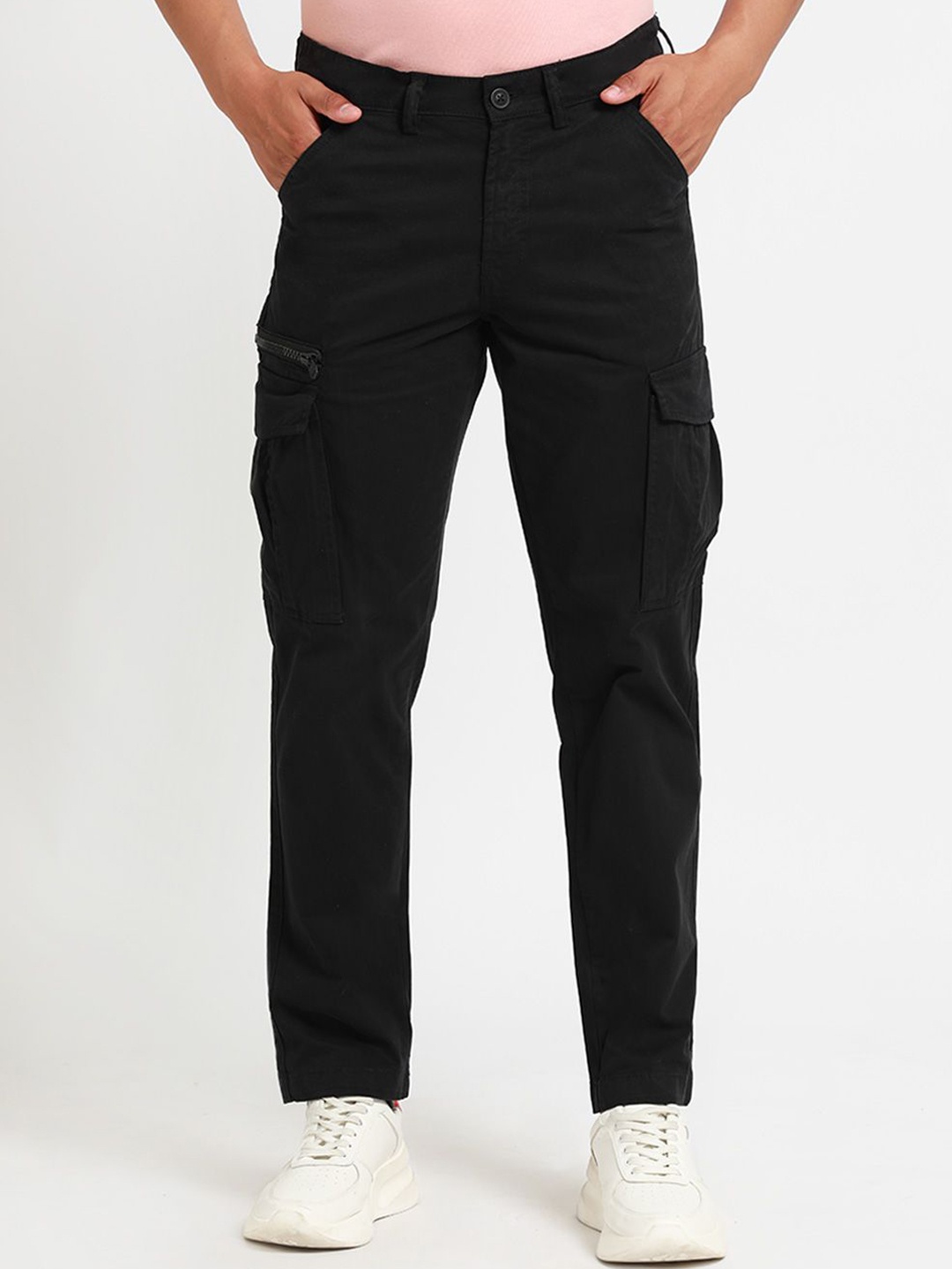 

Banana Club Men Relaxed Cargos Trousers, Black