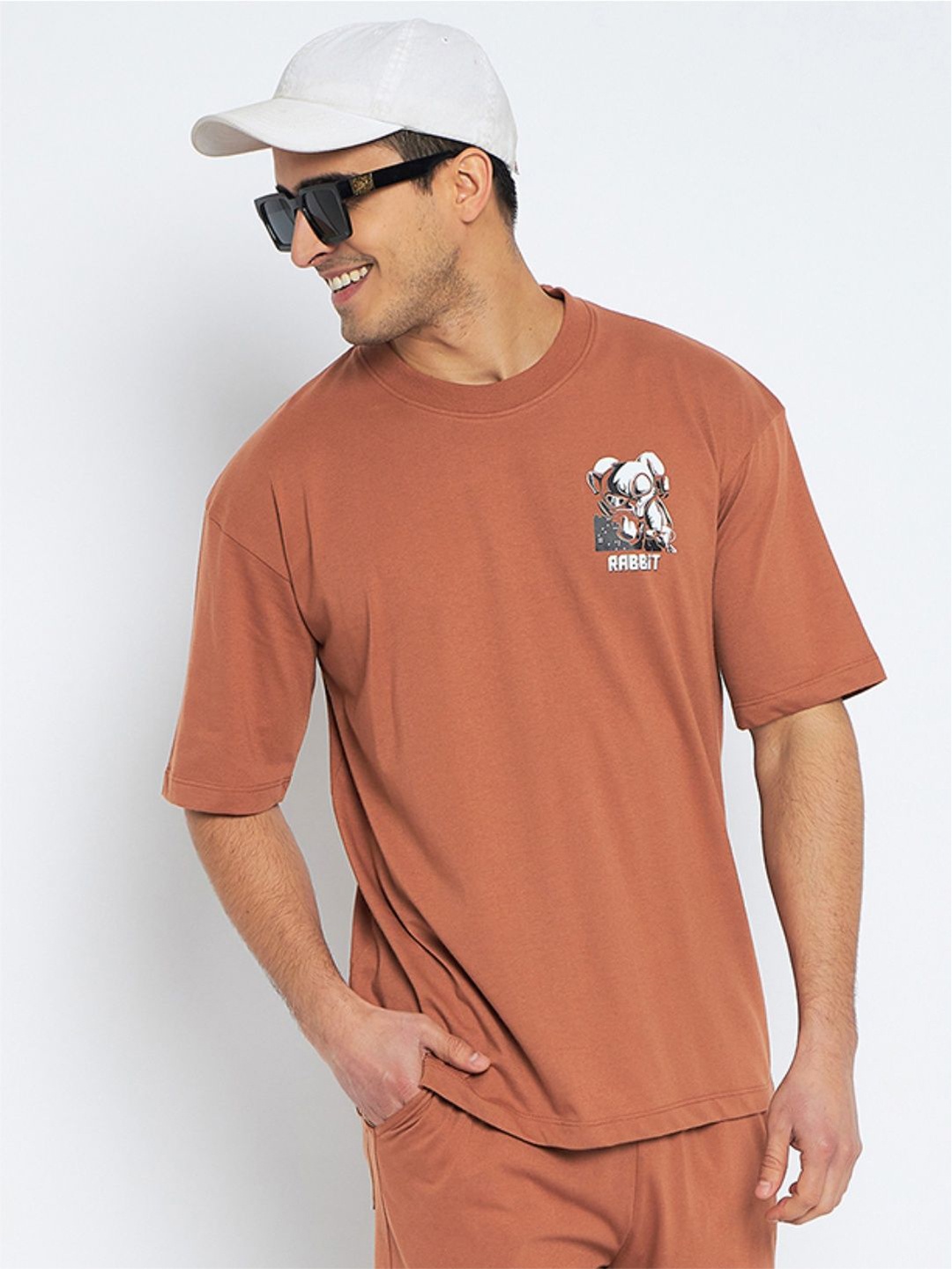 

WILD WEST Men Graphic Printed Round Neck Oversized T-shirt, Brown