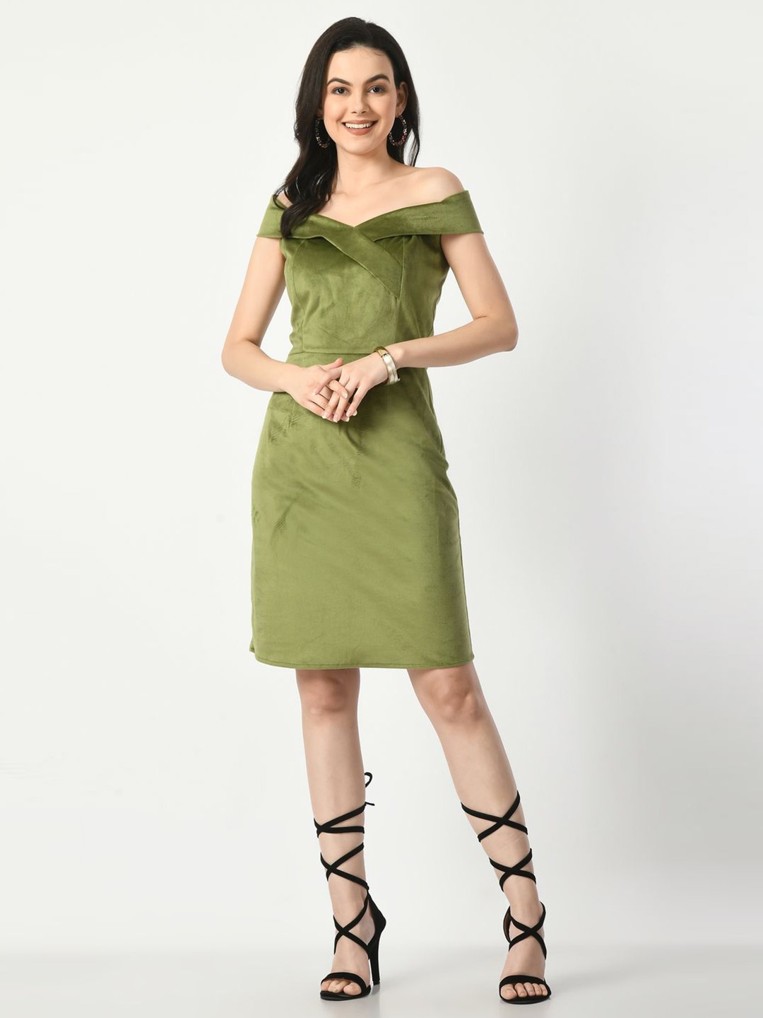 

Tushita Women Velvet Off-Shoulder Sheath Dress, Green