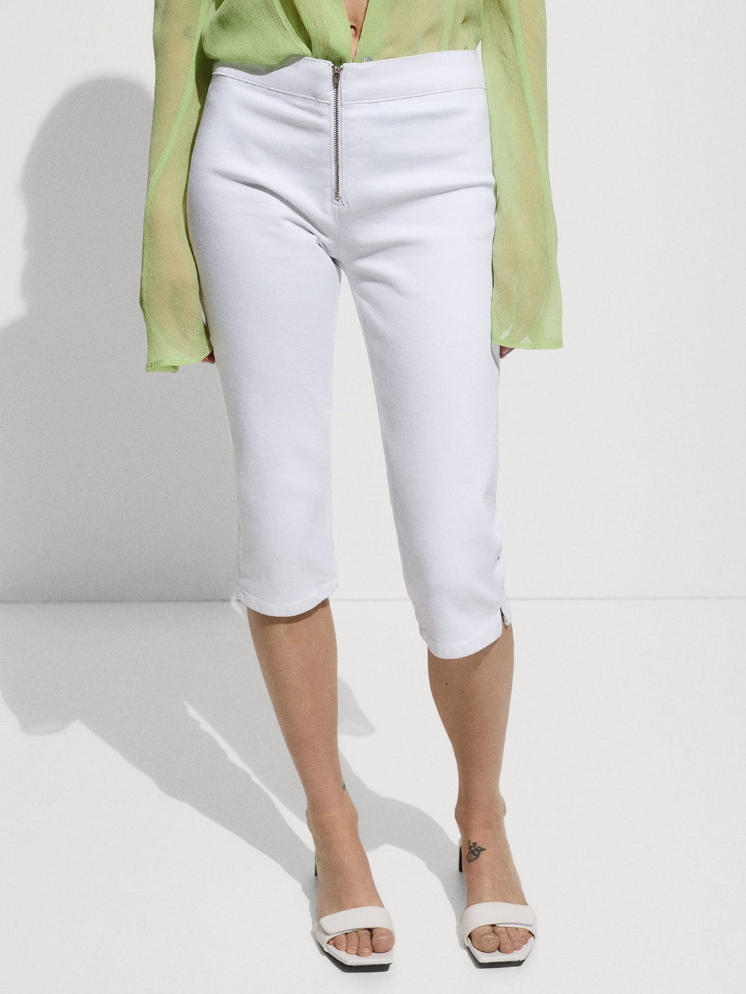 

MANGO Women Slim Fit Mid Rise Capris, White
