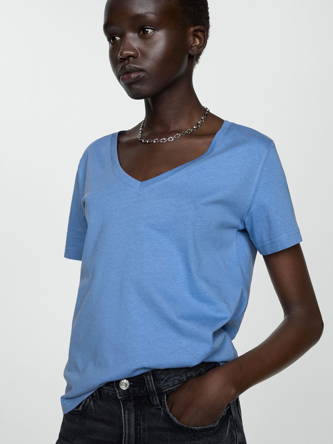 

MANGO Women V-Neck Pure Cotton T-shirt, Blue