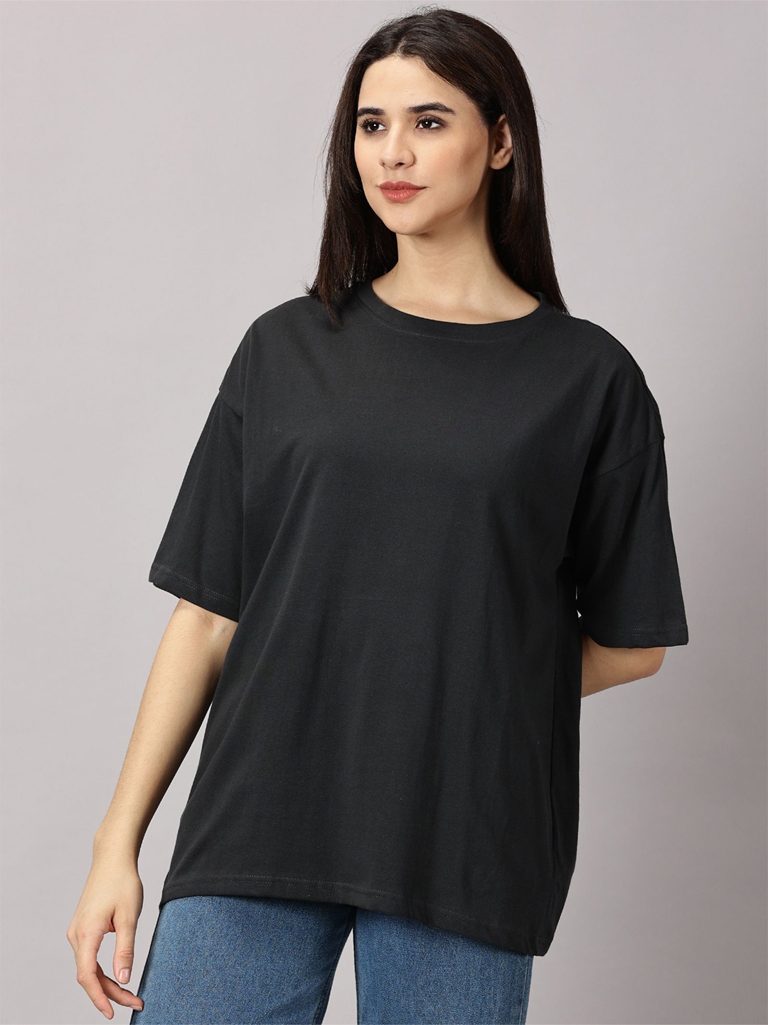 

THE HOLLANDER Women Solid Cotton Drop-Shoulder Sleeves Oversized T-shirt, Black