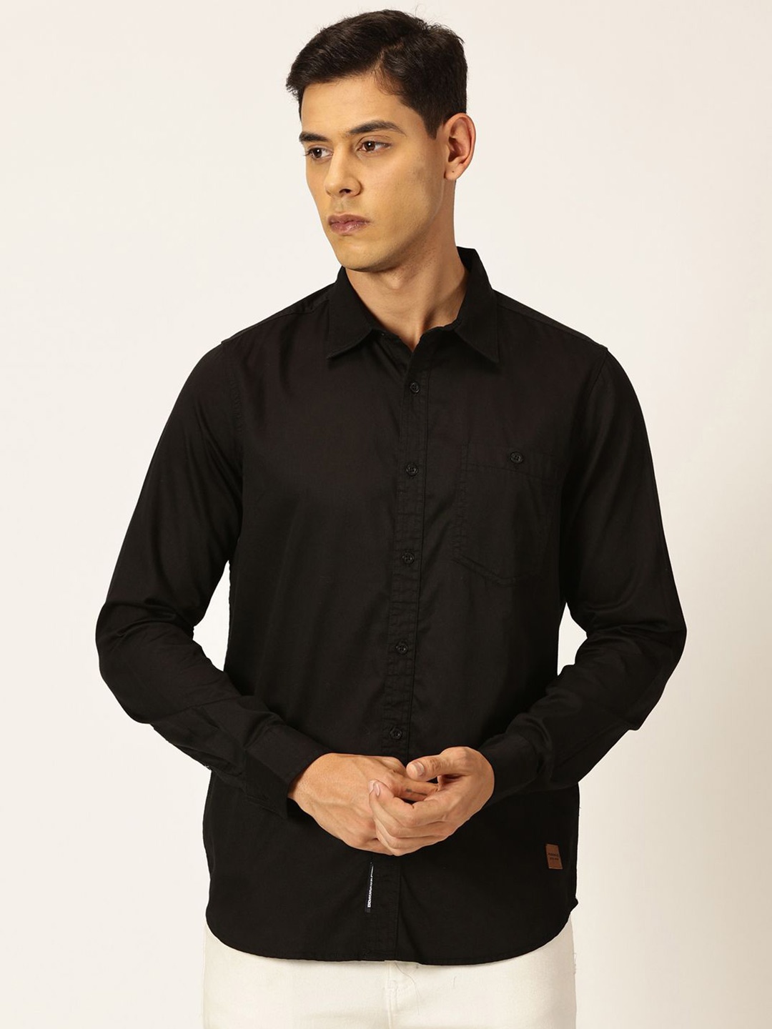 

Provogue Men Solid Spread Collar Pure Cotton Casual Shirt, Black