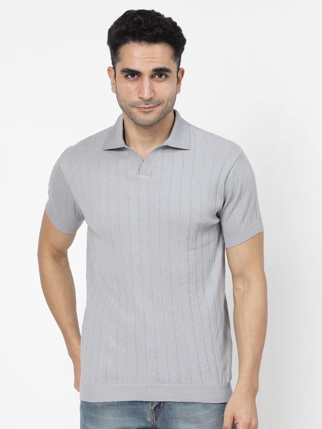 

Kalt Men Solid Polo Collar Cotton T-Shirt, Grey