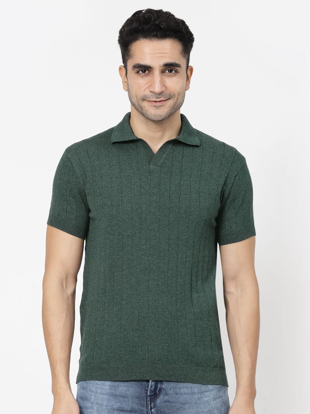 

Kalt Men Solid Polo Collar Cotton T-Shirt, Green