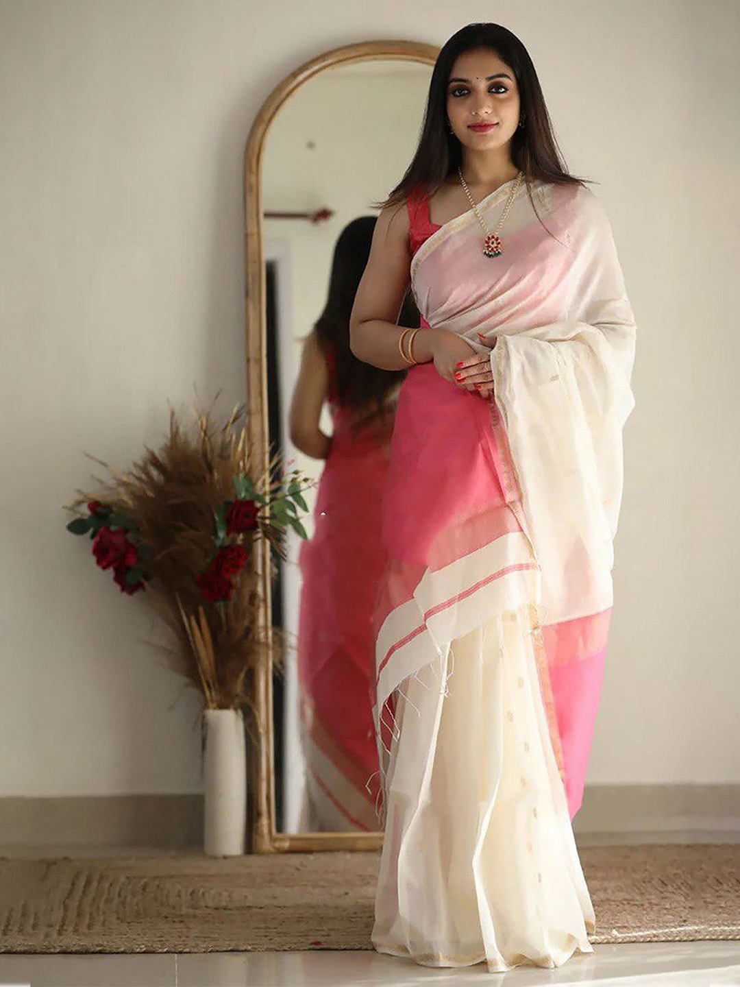 

KALINI Woven Design Zari Banarasi Saree, White