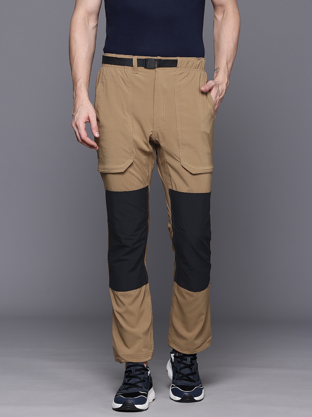 

Columbia Men Colourblocked Landroamer Utility II Track Pants, Brown