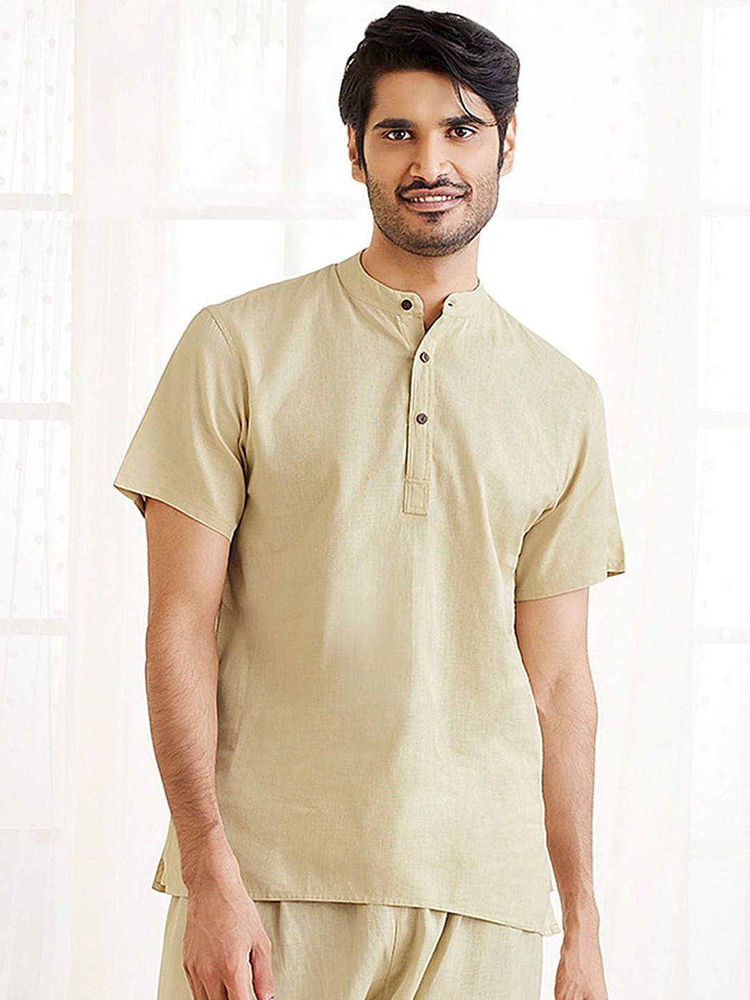 

VASTRAMAY Mandarin Collar Short Sleeves Cotton Straight Short Kurta, Beige