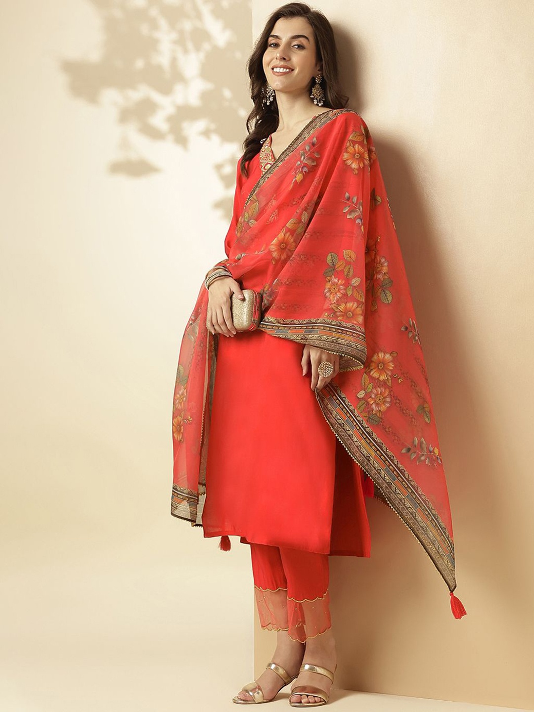 

SANSKAR V Neck Embroidered Regular Mukaish Straight Kurta Set, Red