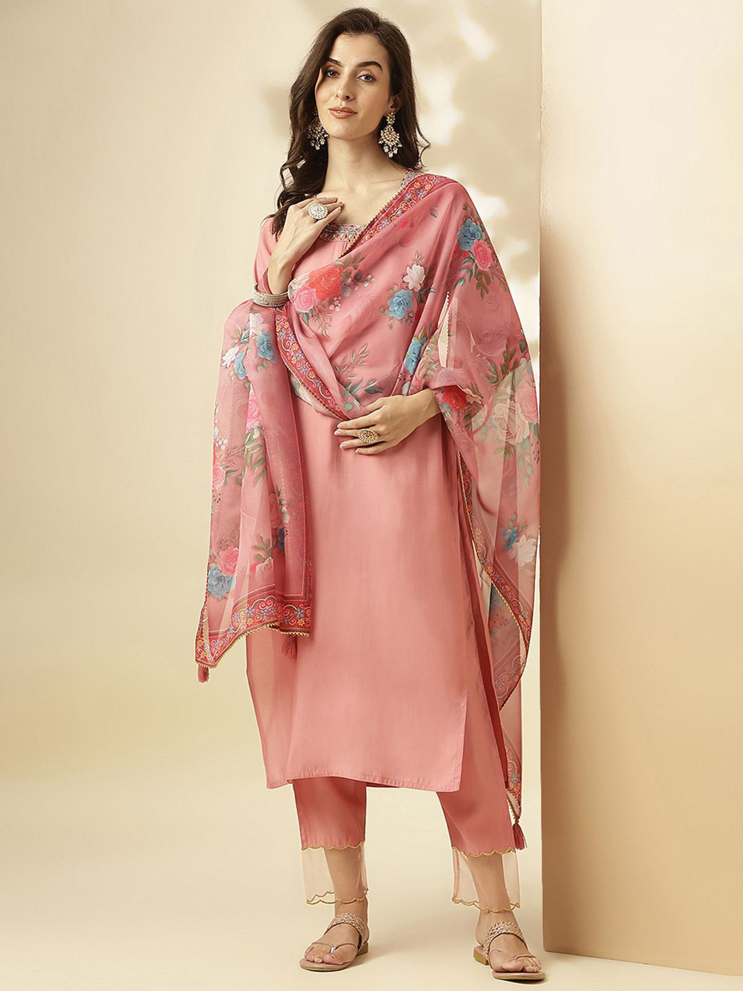 

SANSKAR Round Neck Ethnic Motifs Embroidered Regular Thread Work Straight Kurta Set, Peach